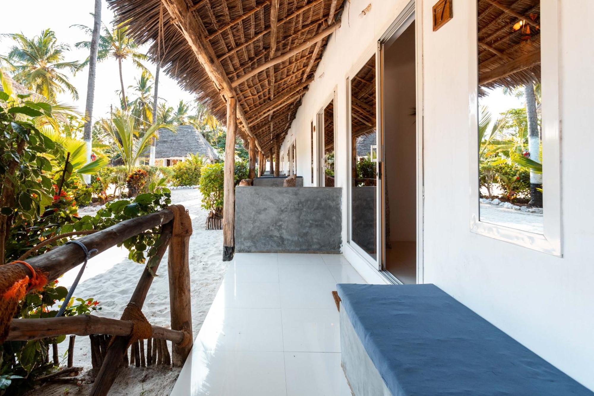 Maisha Matamu Beach Hotel Paje Buitenkant foto