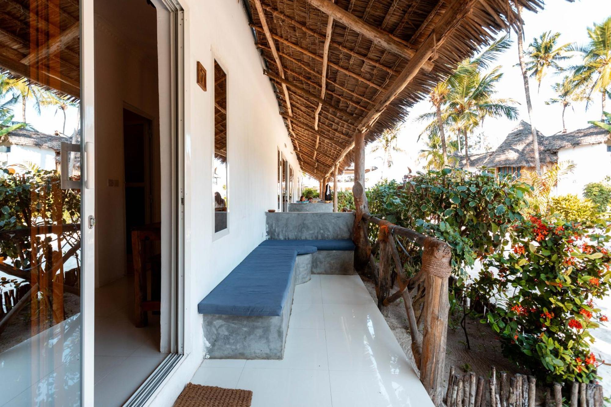 Maisha Matamu Beach Hotel Paje Buitenkant foto