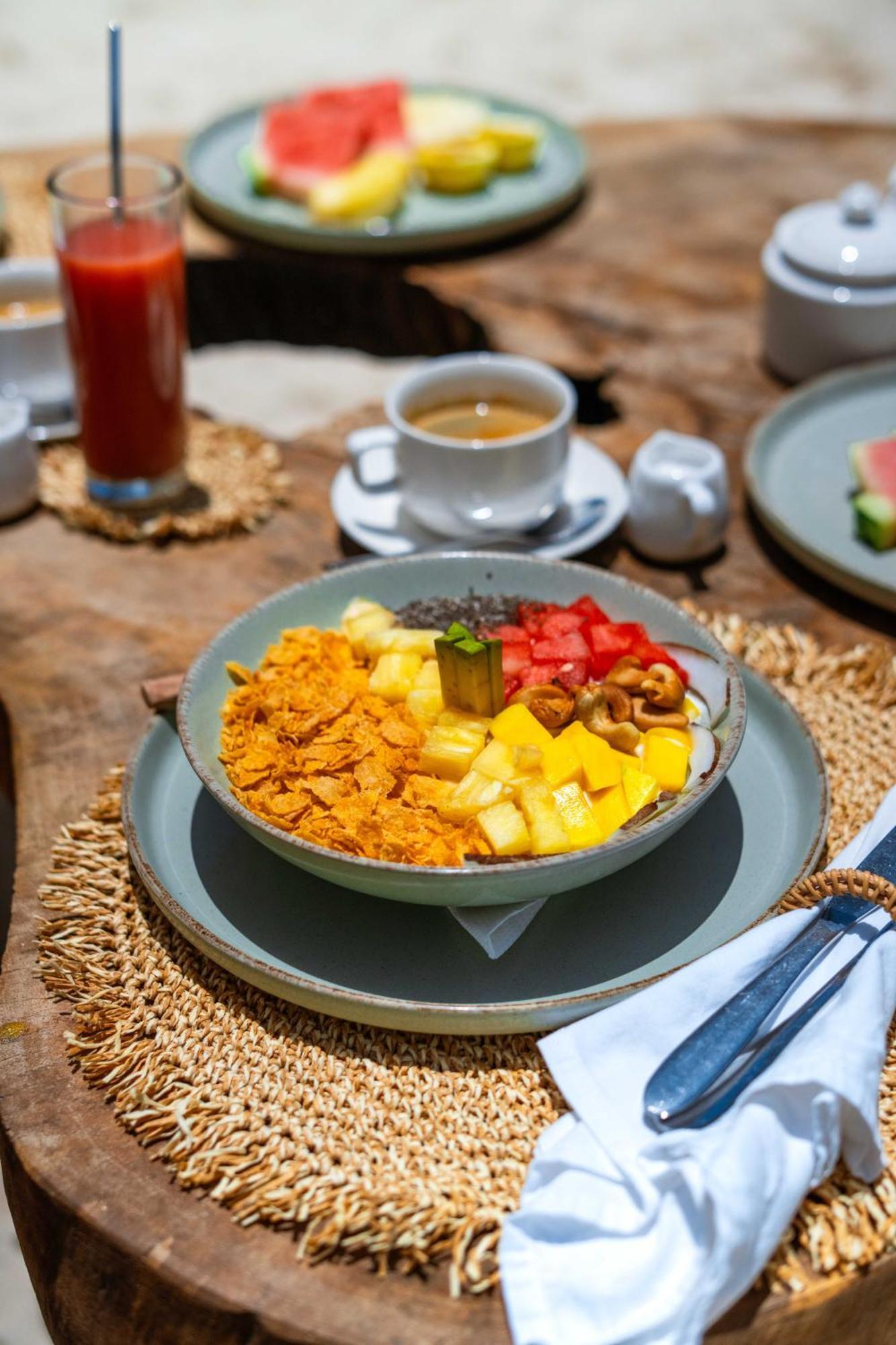 Maisha Matamu Beach Hotel Paje Buitenkant foto